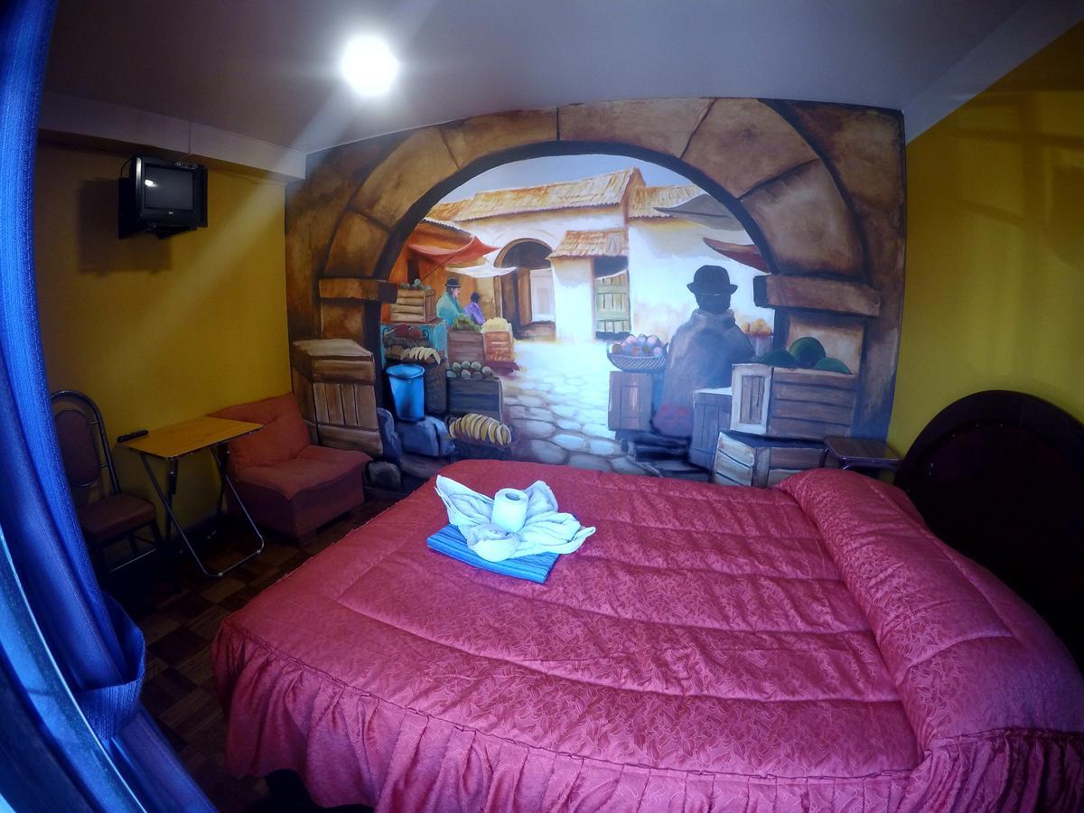 Hostal Florencia Copacabana  Luaran gambar